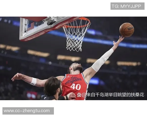 祖巴茨谈与哈登默契配合称只需正确跑位即可获得传球机会